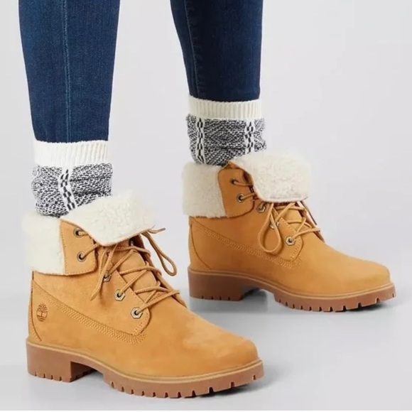 Like New Women’s Size 5.5 (Euro Size 36) Timberland Jayne Fleece Fold-down Boots - Picture 1 of 14